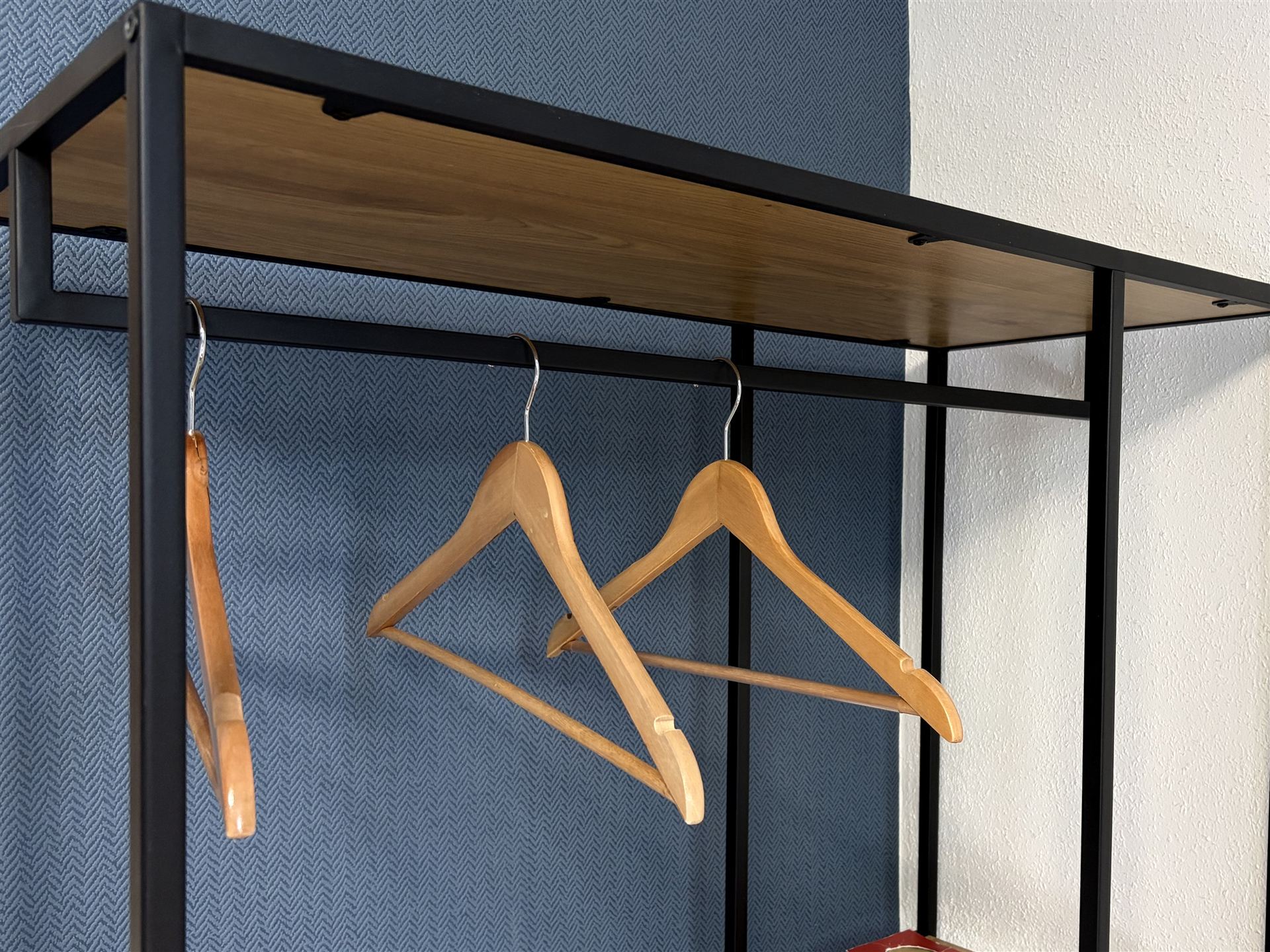 Zimmer 7 · Einzelzimmer mit Sitzbank, Bild 3