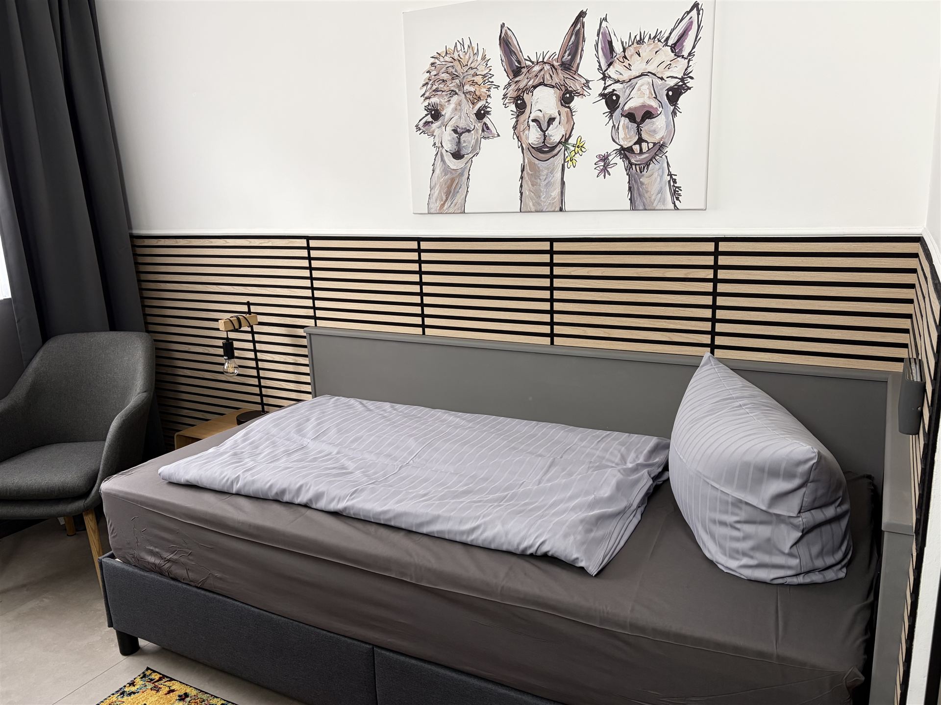 Zimmer 13 · Einzelzimmer mit Sessel, Bild 6