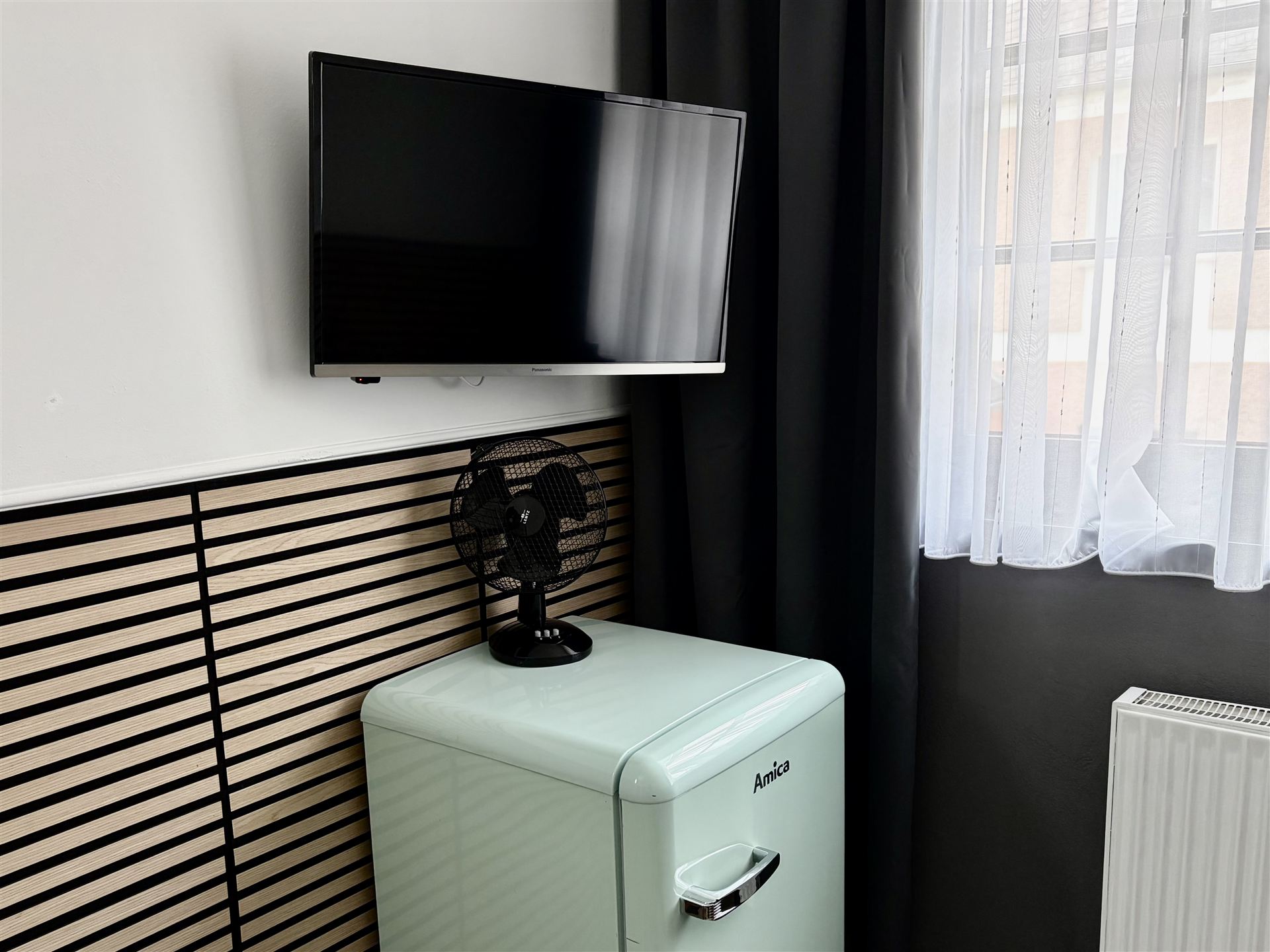 Zimmer 13 · Einzelzimmer mit Sessel, Bild 3
