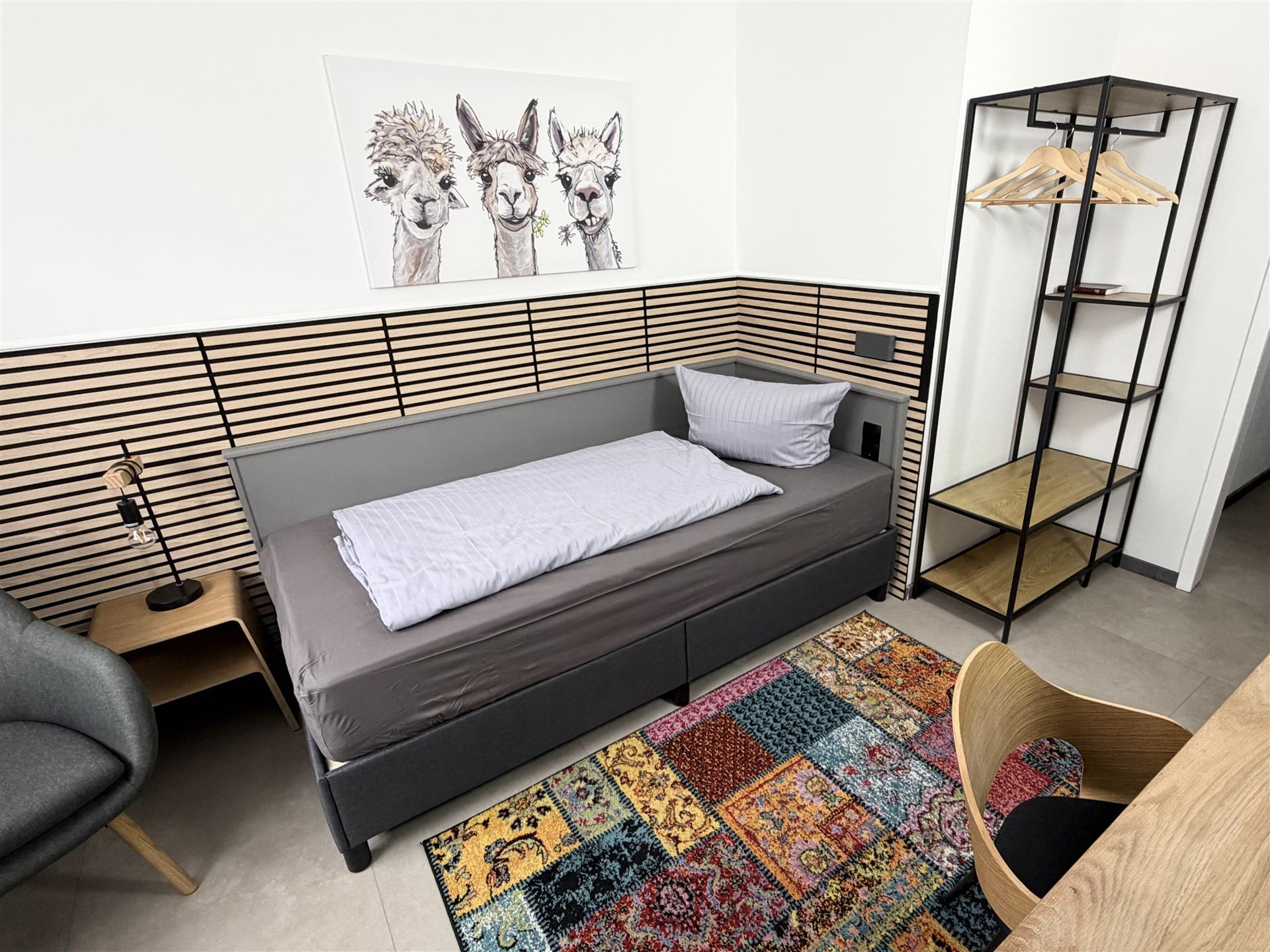 Zimmer 13 · Einzelzimmer mit Sessel, Bild 7